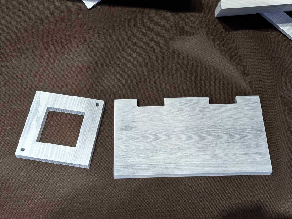 Elegancki zestaw trzech półek