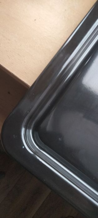 Blacha do pieczenia, element piekarnika