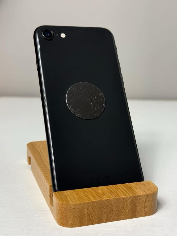 iPhone SE 2020 64GB – Czarny – Stan Bardzo Dobry