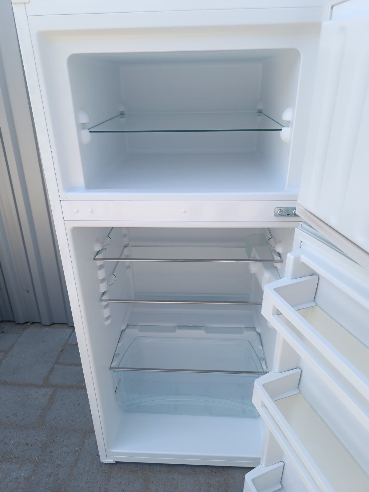 Двухкамерний холодильник Liebherr 1,25м