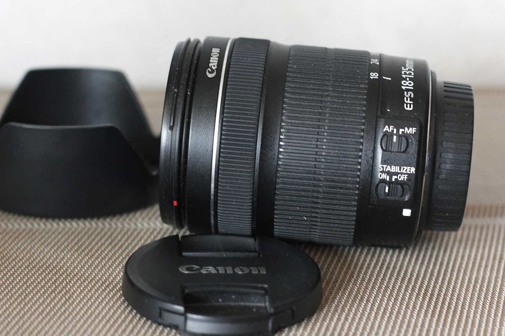 Canon 18-135 f/3.5-5.6 IS STM