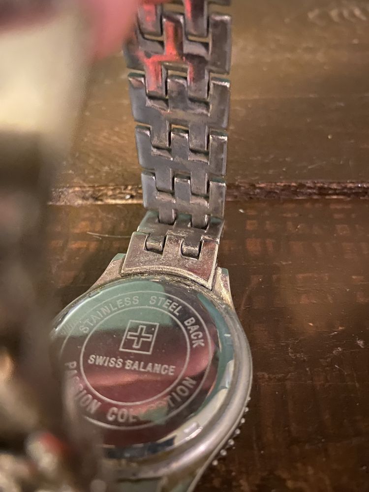 Zegarek Swiss srebrny
