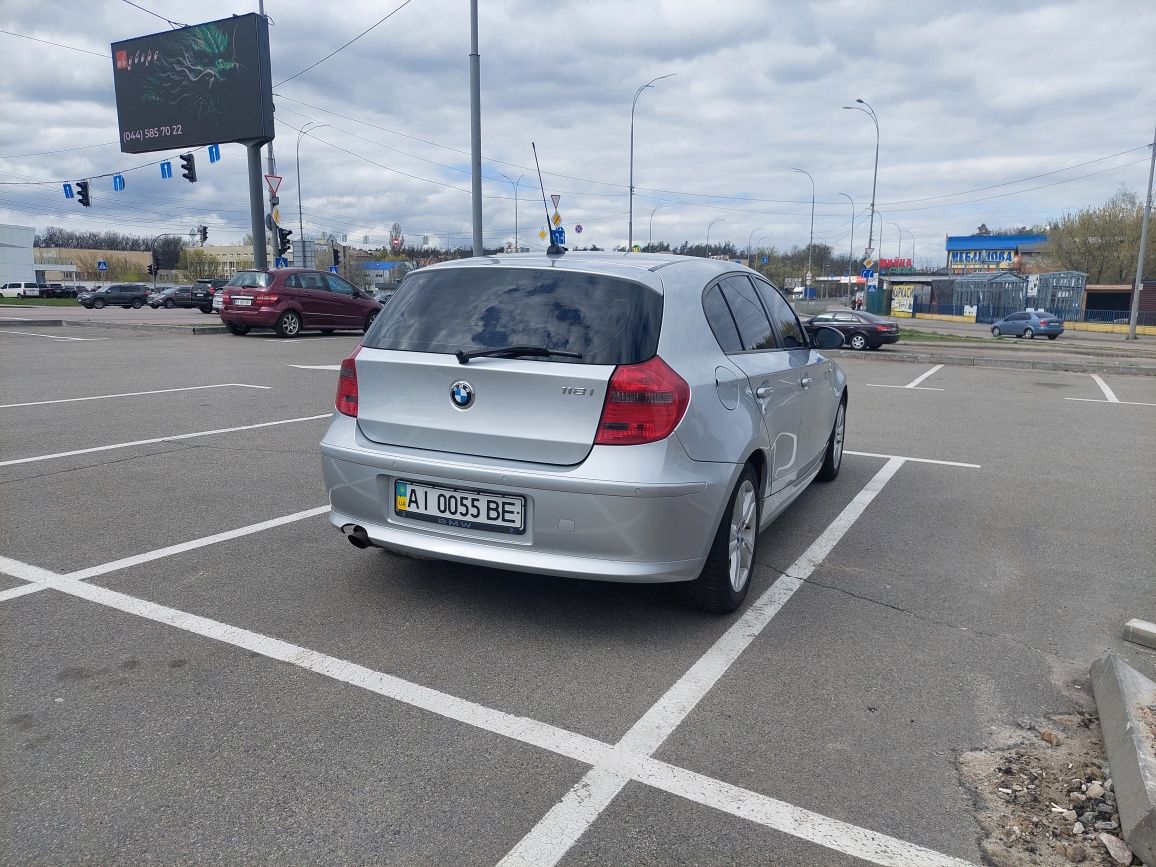 Продам BMW 118 2009 у відмінному стані терміновий продаж