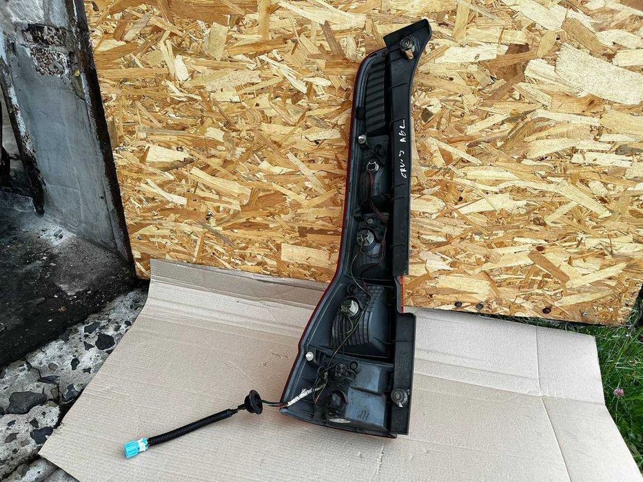 Задній правий фонар задній ліхтар фонарь Honda CR-V 3 Хонда Ц-РВ СРВ 3