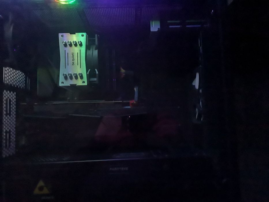 Komputer GAMINGOWY zakup możliwy  w dwóch konfiguracjach.