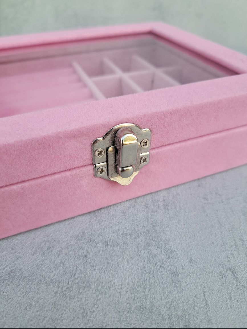 Nowa różowa szkatułka na biżuterię organizer na pierścionki kolczyki