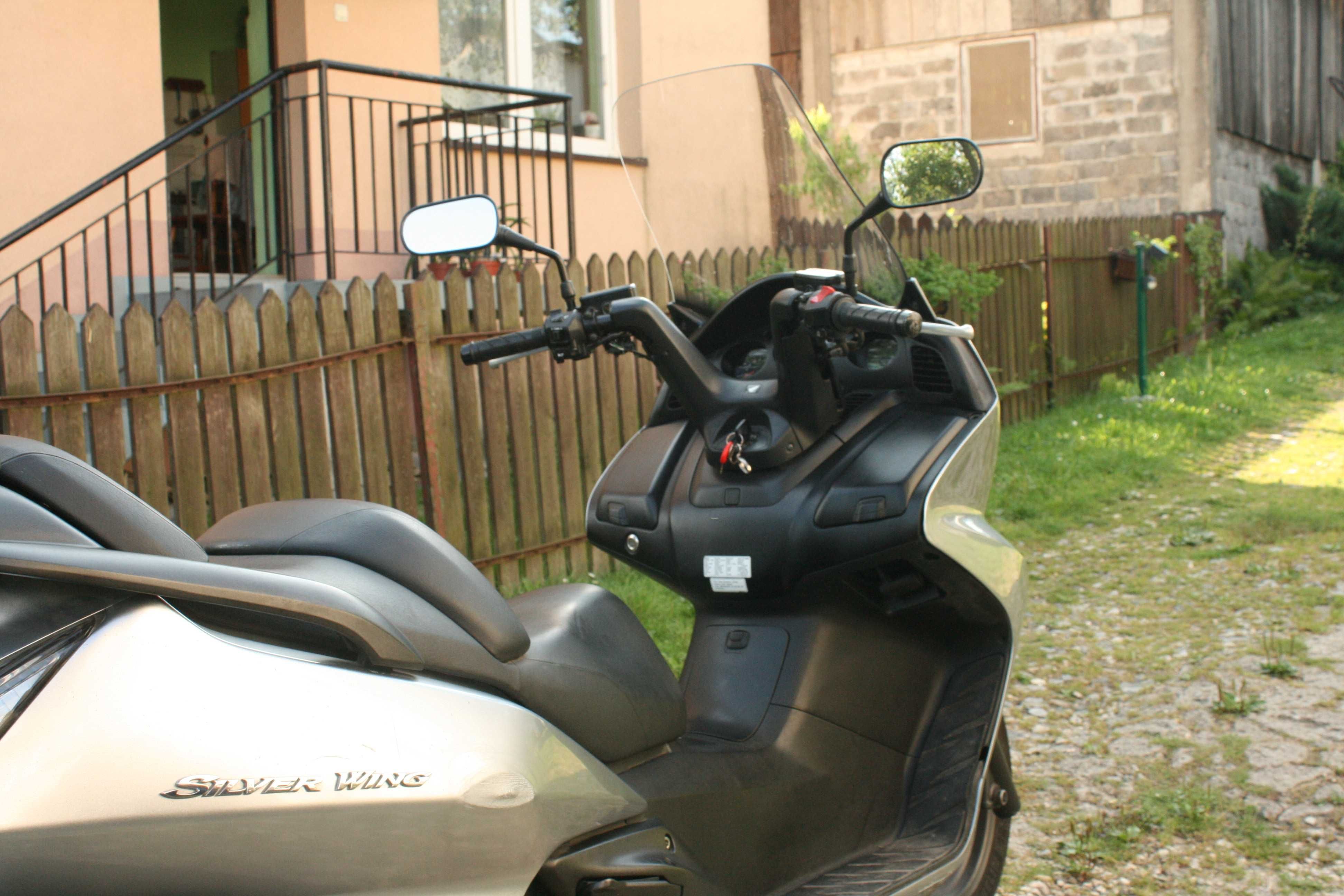 skuter honda silver wing 400 rok 2006 przebieg 14 tys.