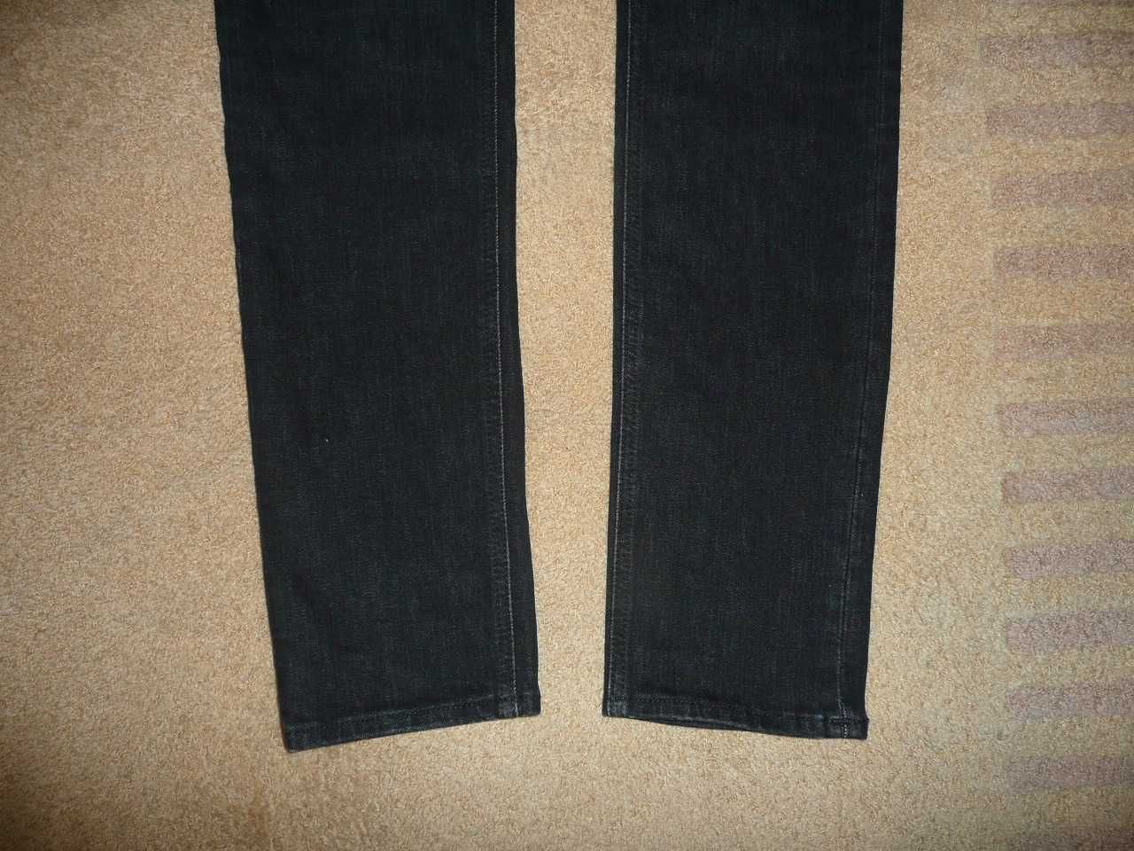 NOWE spodnie dżinsy LEE W30/L34=40/110cm jeansy LUKE