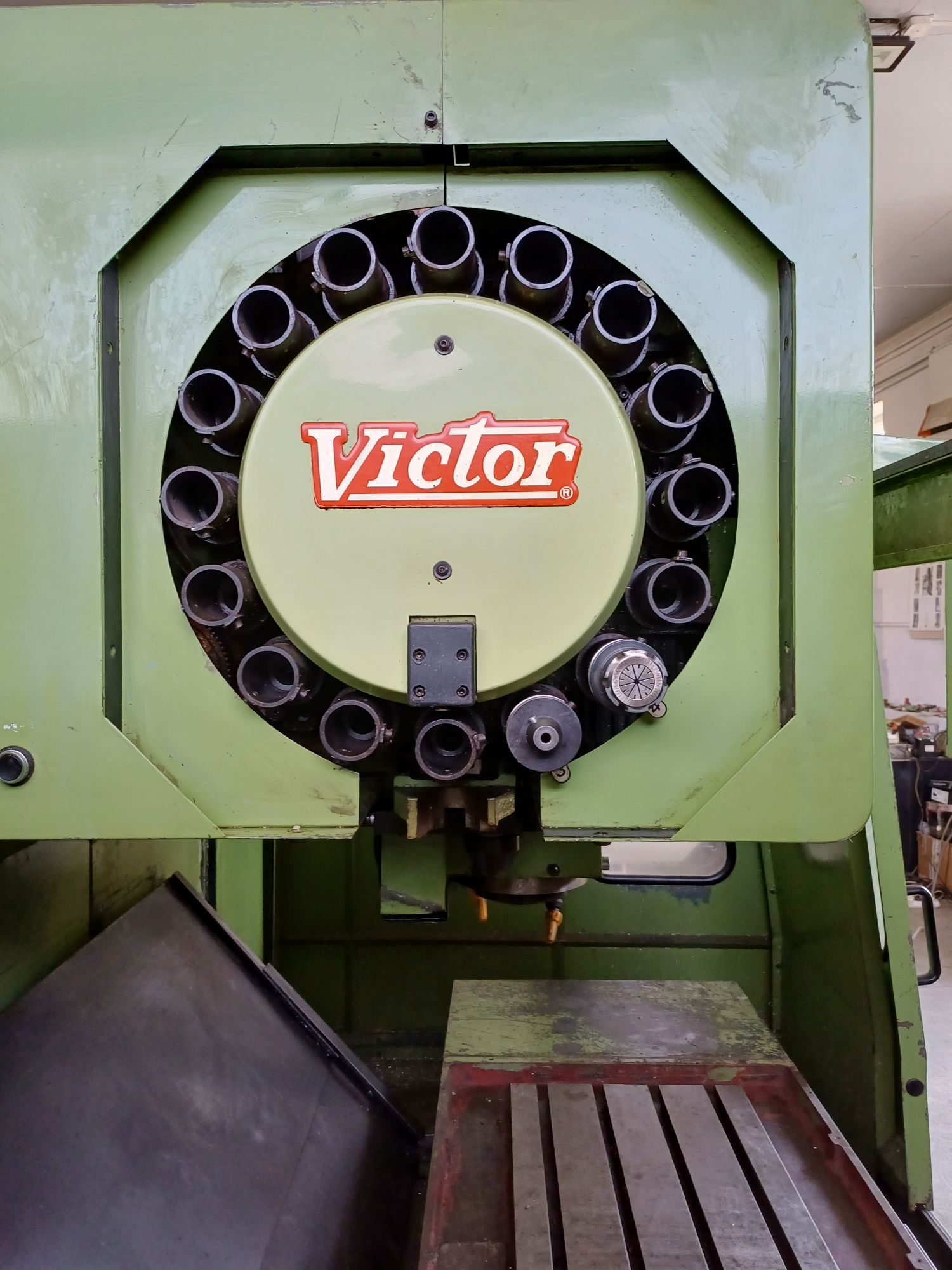Frezarka cnc Victor Vcenter4 ATC