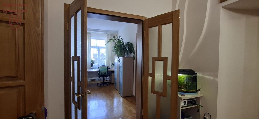 Соборна, 3 кімнатна квартира