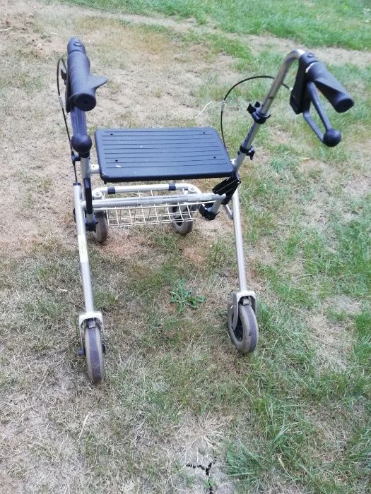 Balkonik wózek inwalidzki pchacz senior