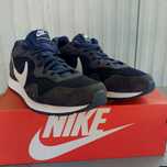 Nike Venture Runner модель CK2944-400