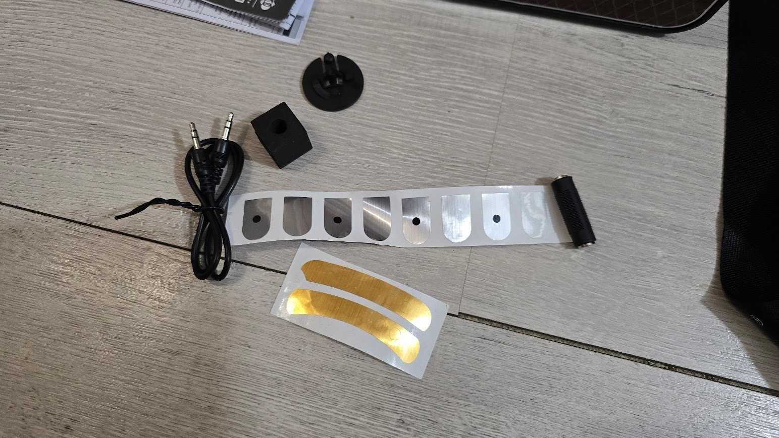 Wirtualna Gitara elektryczna Jam Hero ze wzmacniaczem od 3 lat
