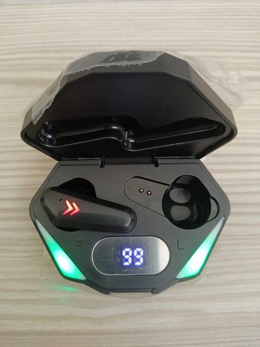 Бездротові навушники TWS - Х15 - у кейсі-павербанку (є нюанс)