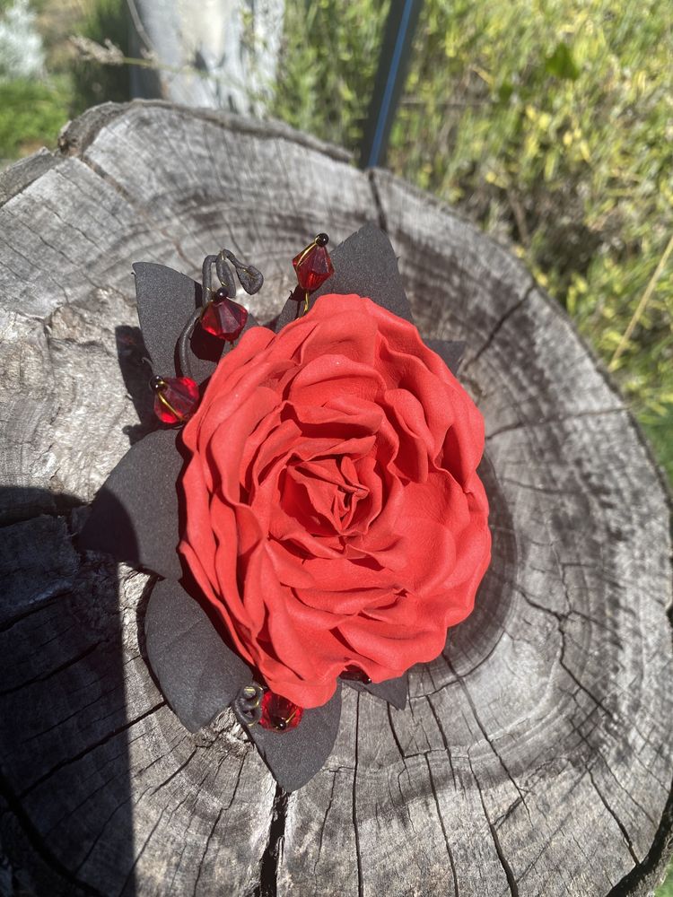 Брошь брошка в виде розы на одежду Роза украшение