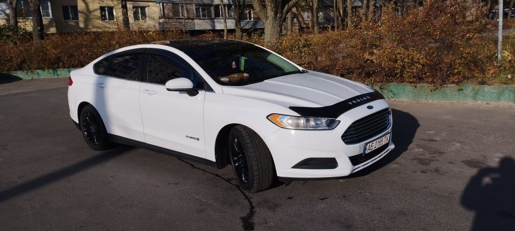 Ford Fusion Hybrid Форд Фьюжн