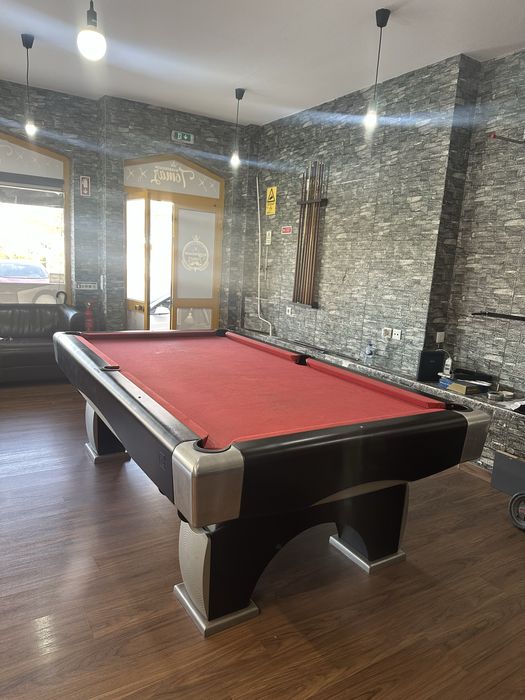 Mesa de bilhar, muito boa!