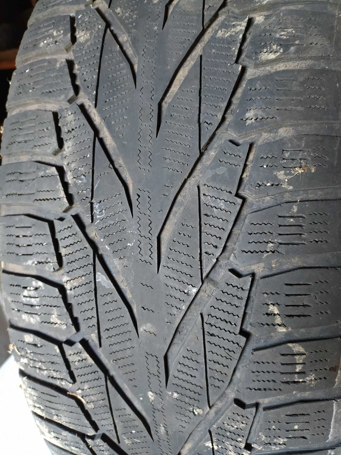 Шини Nokian Hakkapeliitta R2 SUV 255/55r20 110R, 2шт