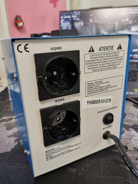 Стабiлiзатор напруги Westech svr-2000 Польша