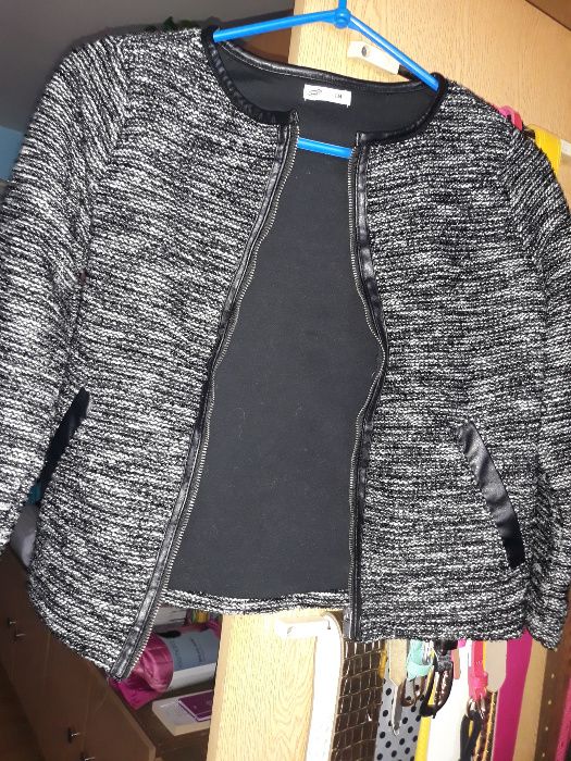 Sweterek narzutka 134