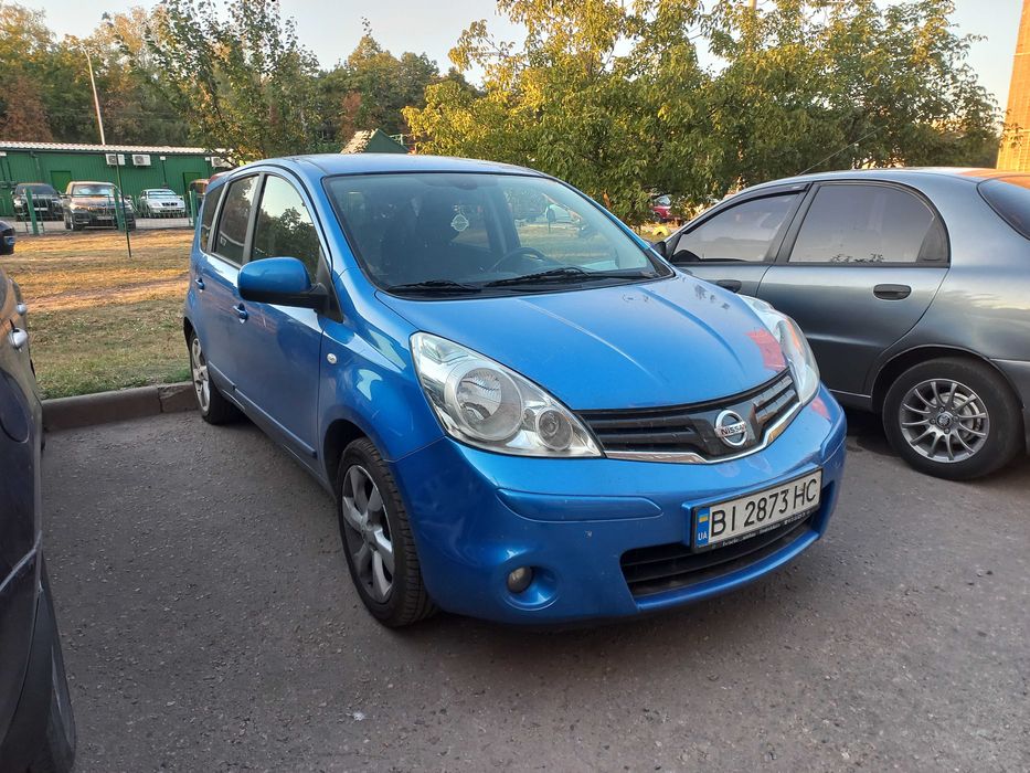 Продам Nissan Note