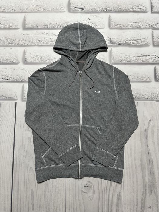 Чоловіча зіпка Oakley