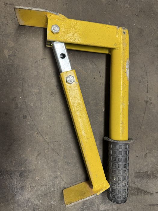 Vorel, chwytak jednoręczny brukarski do porotherm.