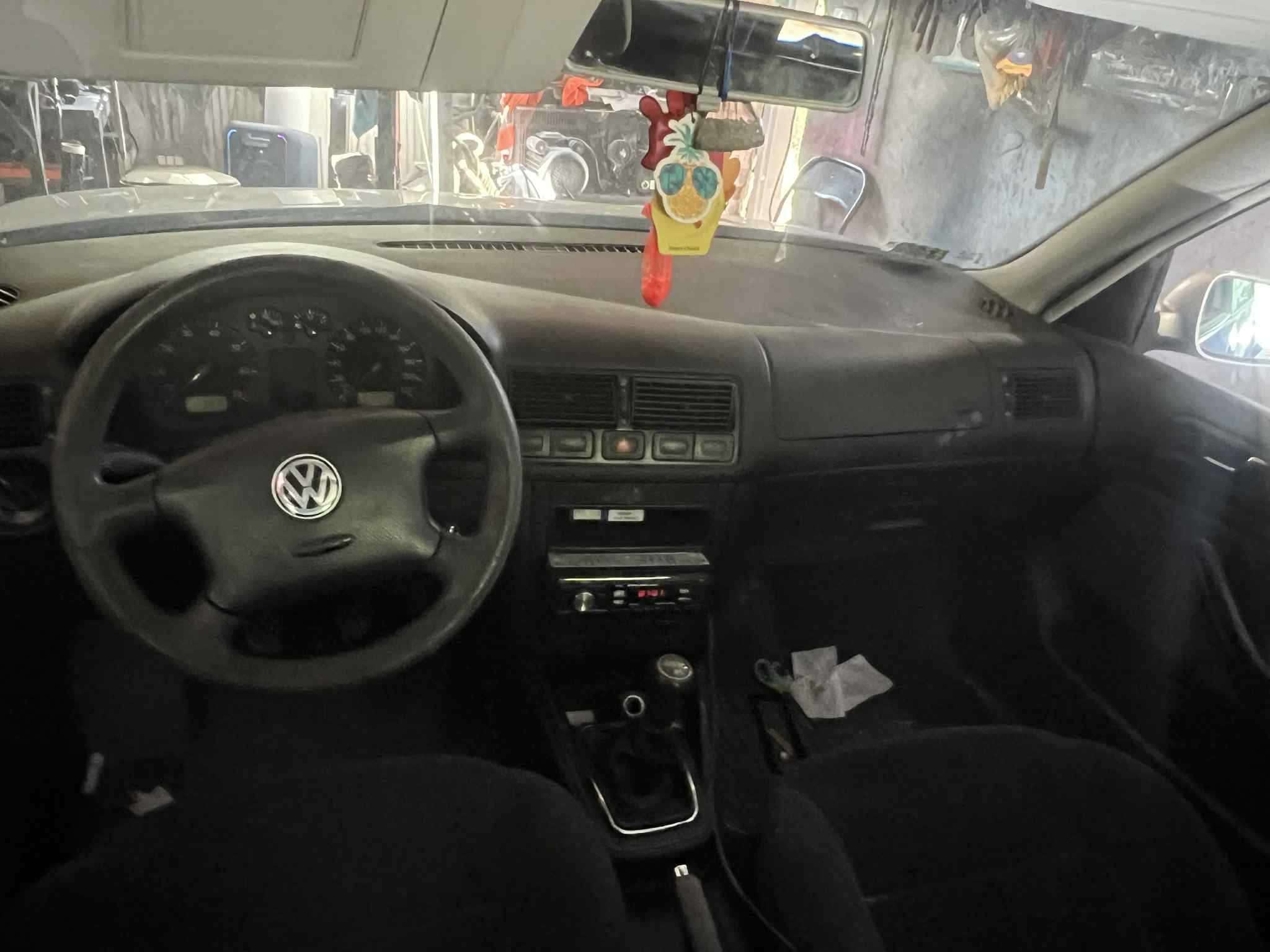 Wszystkie części, Volkswagen Golf IV 1.4 16v kod lakieru LB7Z