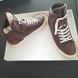 Botas castanhas, tamanho 36