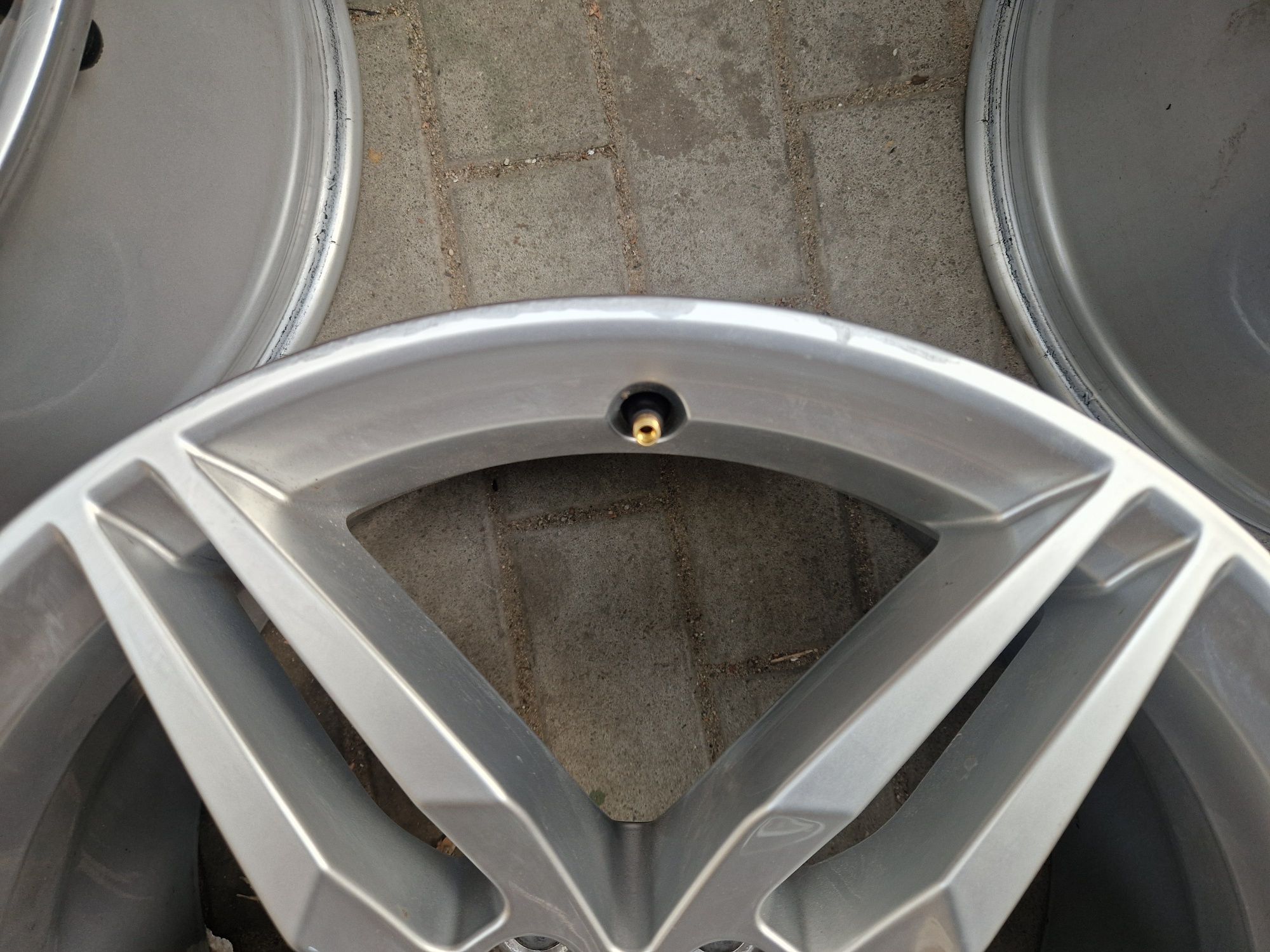 Oryginalne Felgi Audi A5 S5 A6 S6 S-line 19cali 20r. 4szt