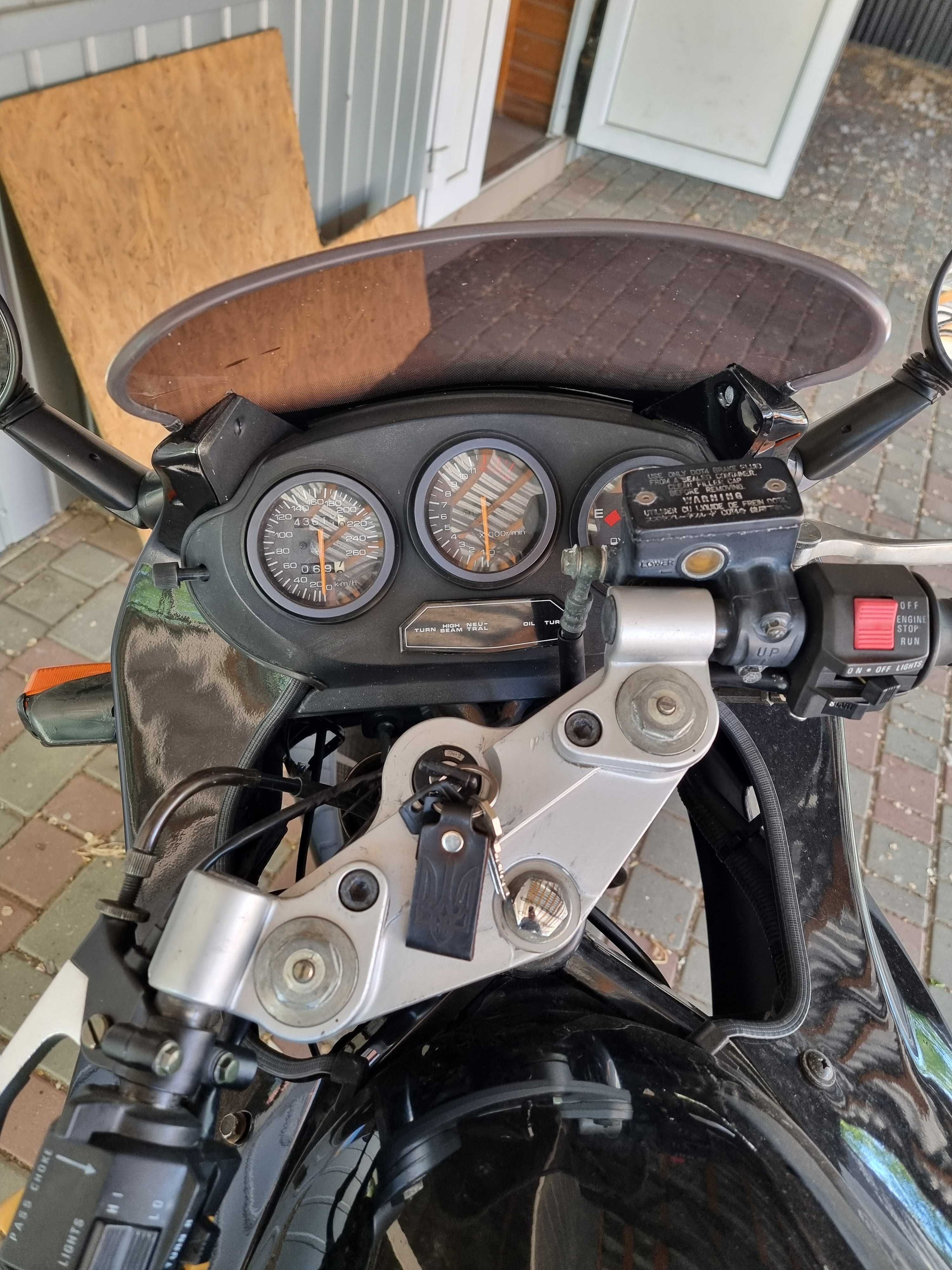 Мотоцикл Suzuki GSX-600F