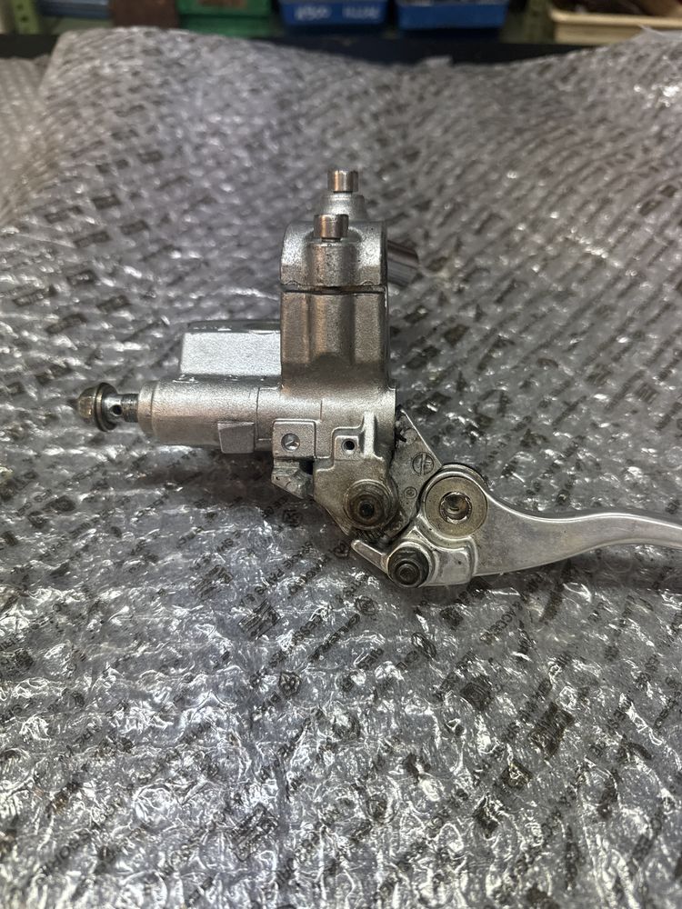 Pompa hamulcowa Suzuki gsx 1100 g Gsx1100g