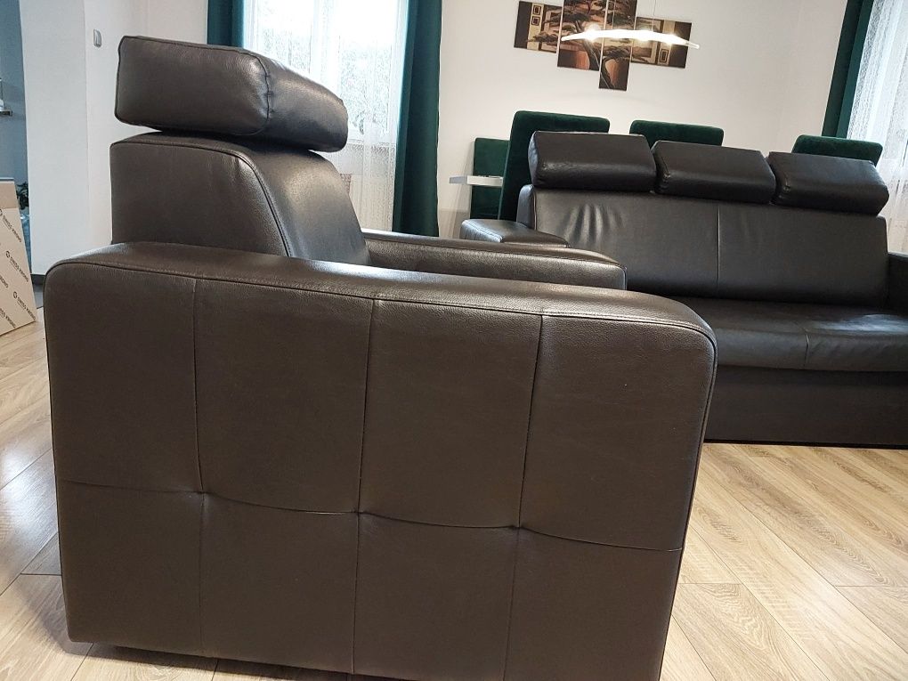 Zestaw wypoczynkowy. Sofa + fotele