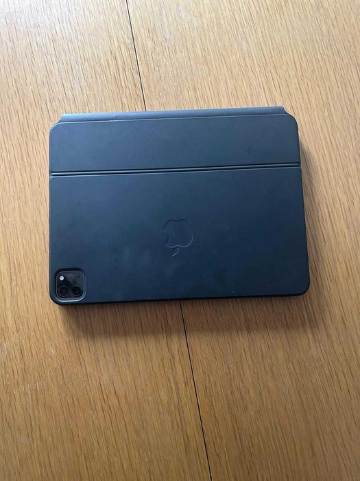 iPad Pro (3ª Geração) + Magic Keyboard + Apple Pencil (2ª Geração)