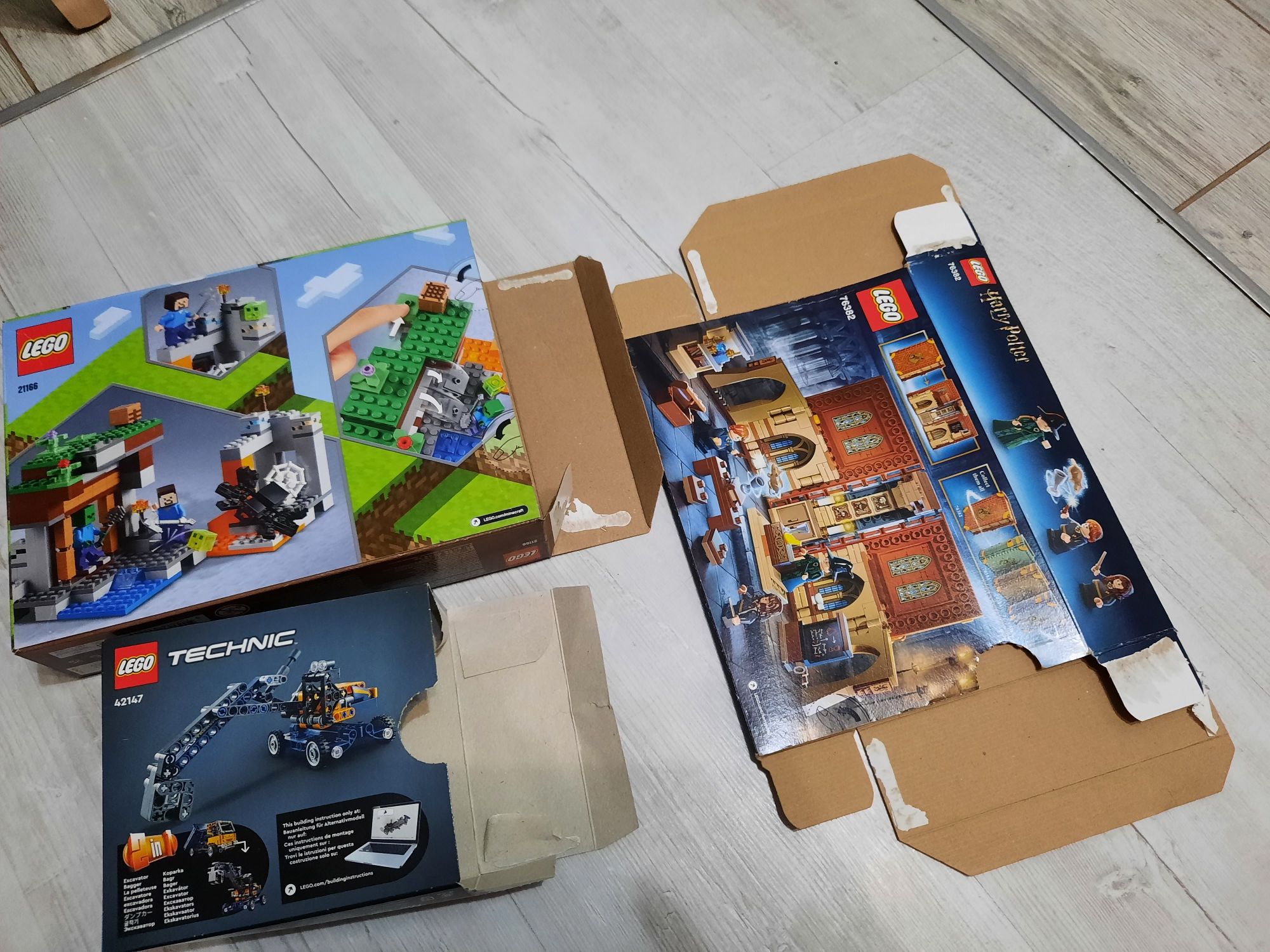 2 x karton lego Harry Potter i  technic