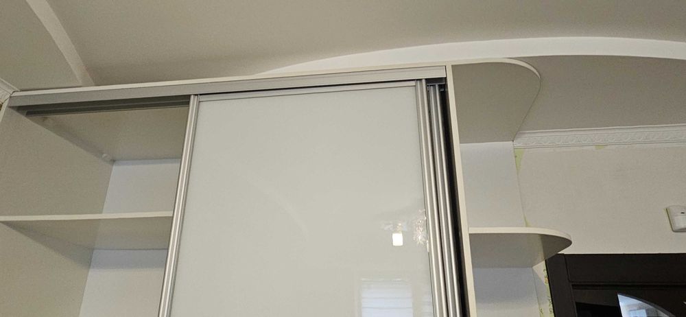 Продам Шафу-купе б/у