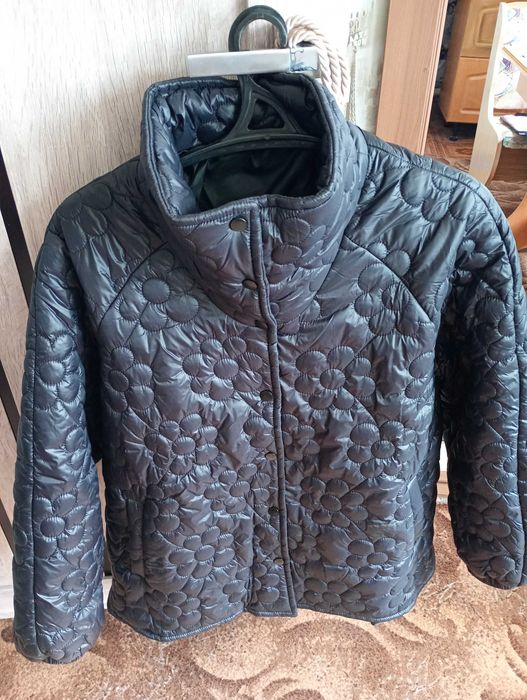 Куртка жіноча осінь-весна