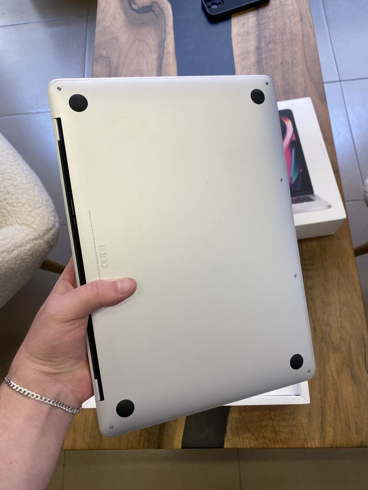 Ноутбук Apple MacBook Pro 13" M1 8/256GB Silver (MYDA2) 2020