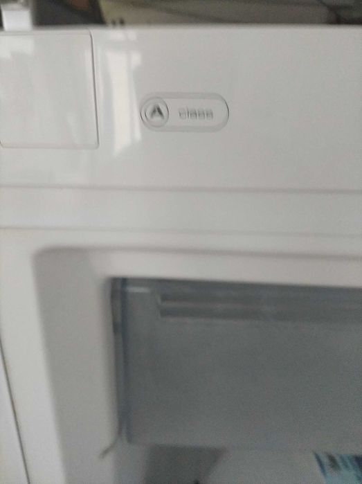 Frigorífico de duas portas no frost Whirlpool