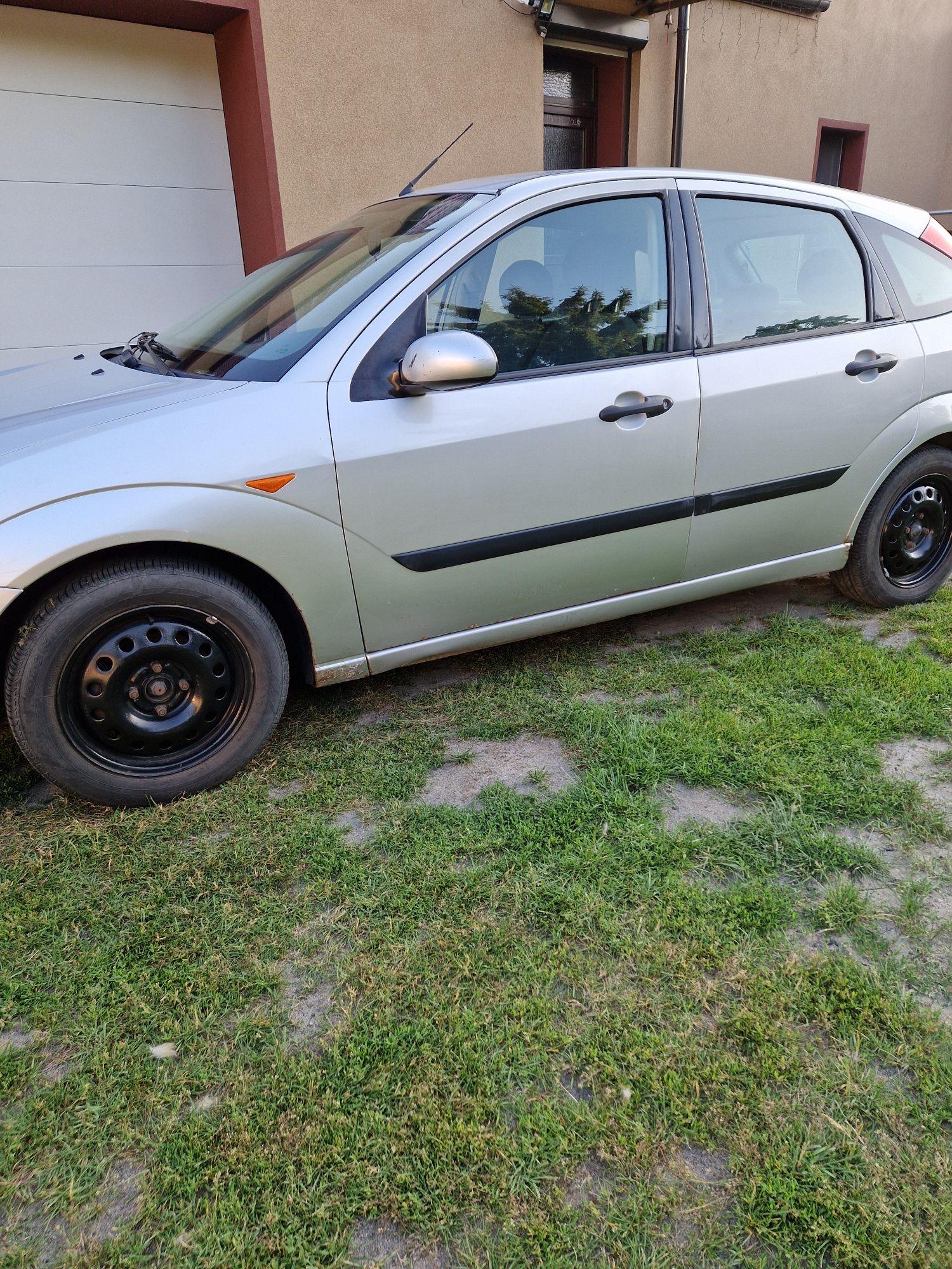 Ford Focus 1.4 sprzedam.