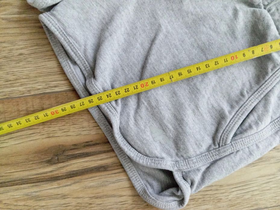 Spodenki szare 4F 164