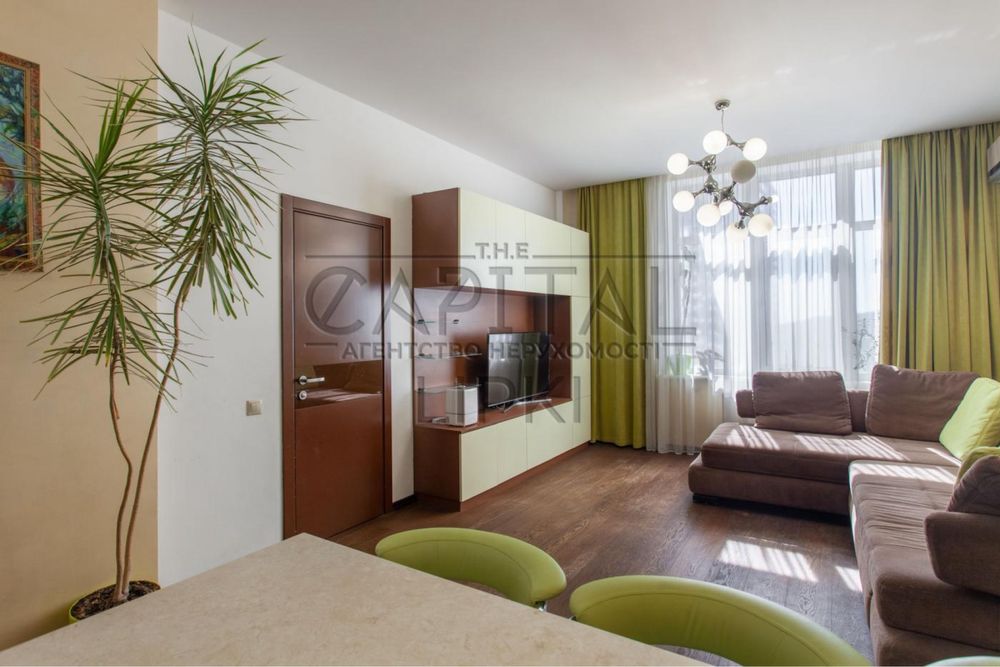 Оренда великої квартири на Липках, Київ