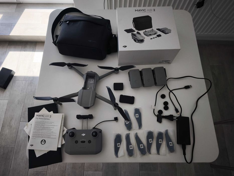 DJI Mavic Air 2 Fly More Combo, офіційний, в ідеалі! 1,5 години літає