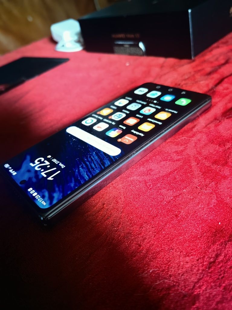 Huawei  mate X3 como novo com garantia