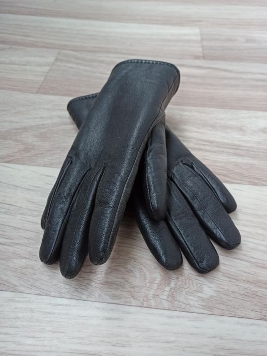 Шкіряні рукавички на хутрі, розмір М