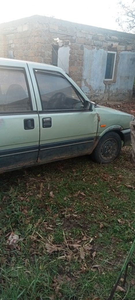 Продам Nissan Preria