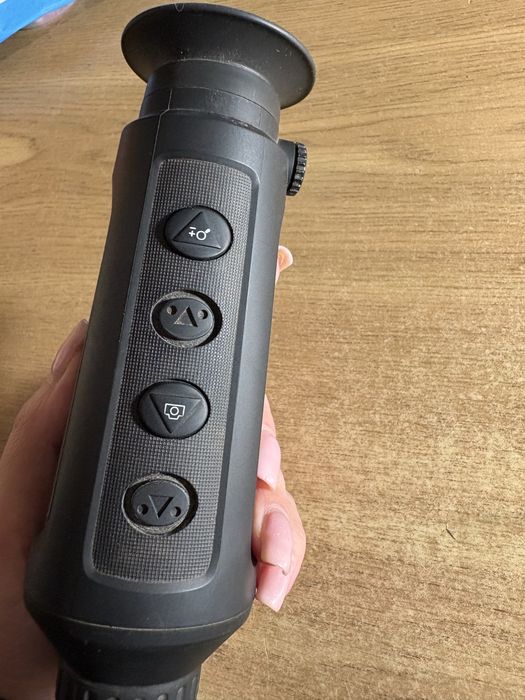 Тепловий монокуляр AGM TAIPAN TM25-384