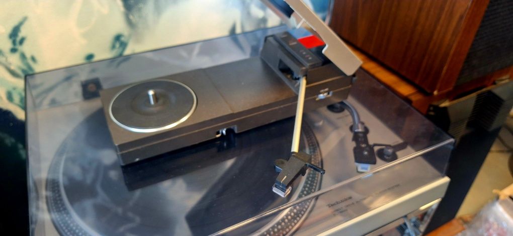 Dual PRP 9. Gramofon przenośny. St. B.dobry. Unikat !