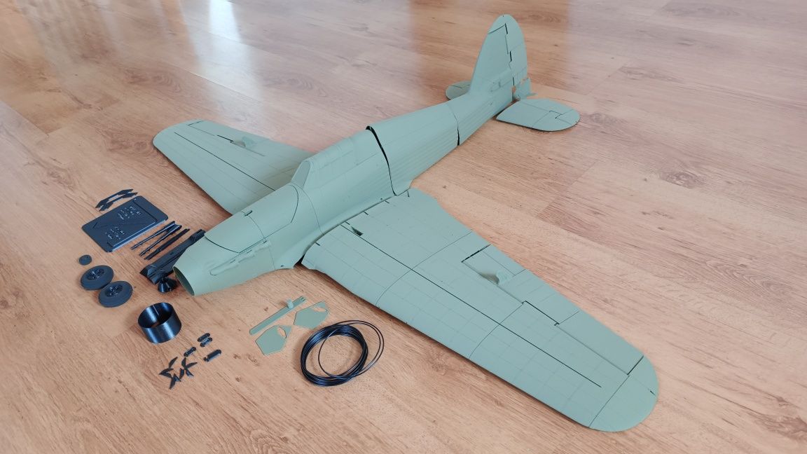 Samolot RC HAWKER HURRICANE 1m 42in KIT 

Mam do sprze