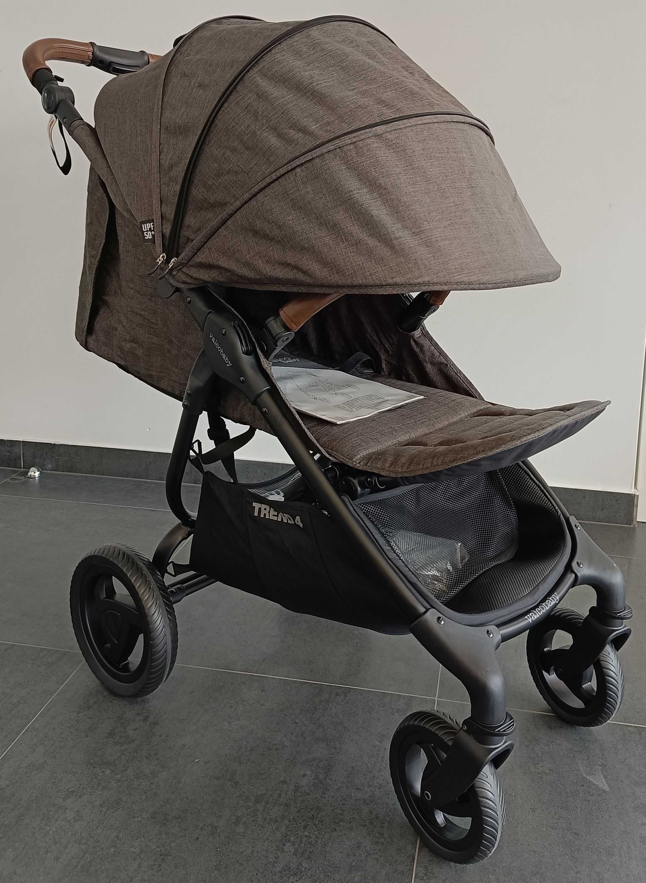Wózek spacerowy Valco Baby Trend 4 Charcoal duże siedzisko